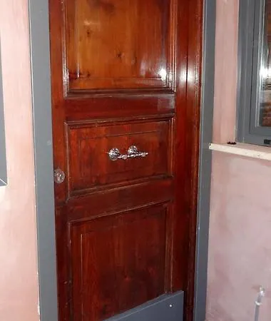 Domus31 - Luxury House In Trastevere * Rome
